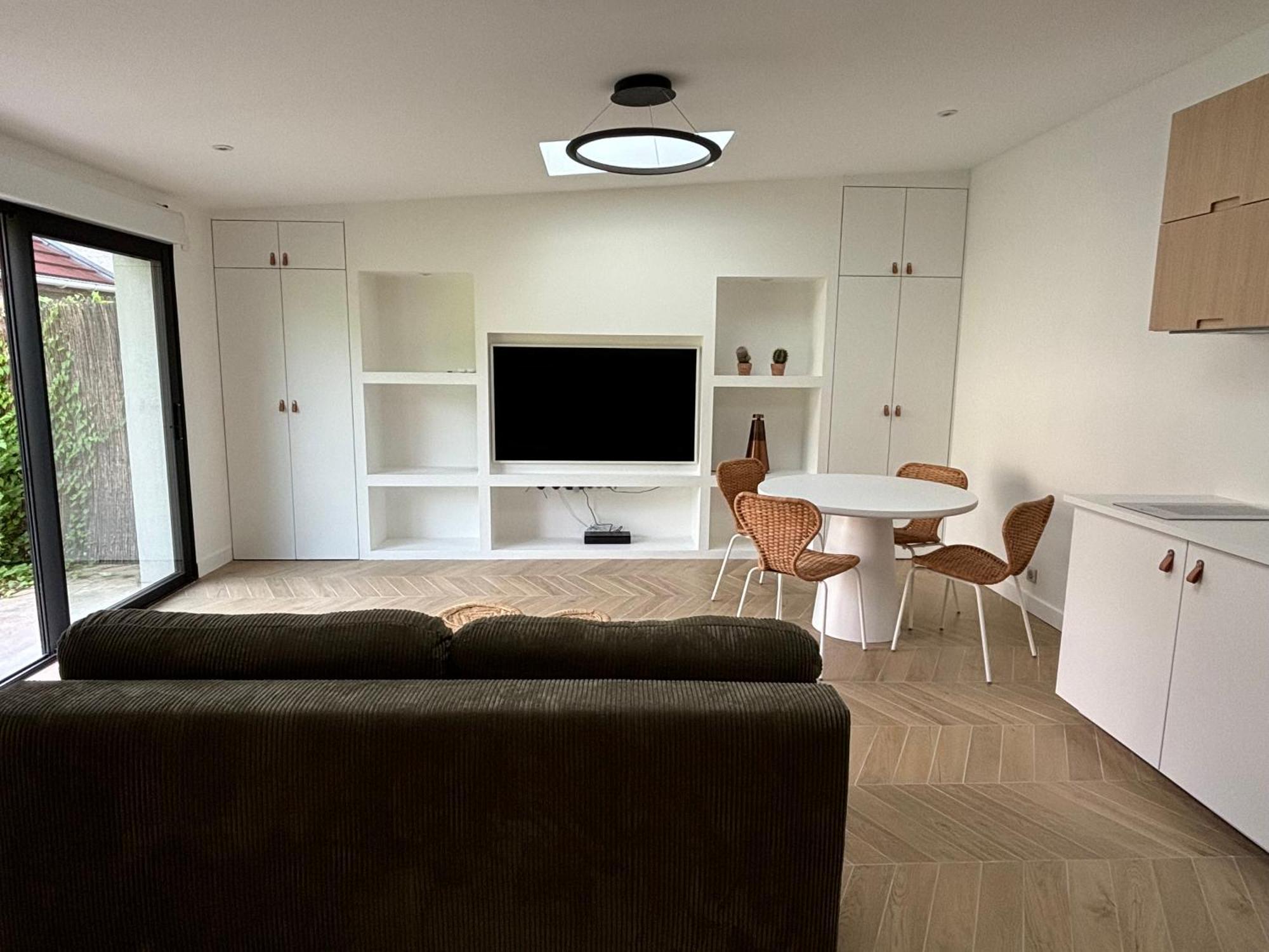 Charmante Maison 2 Pieces Proche Centre-ville Apartment *