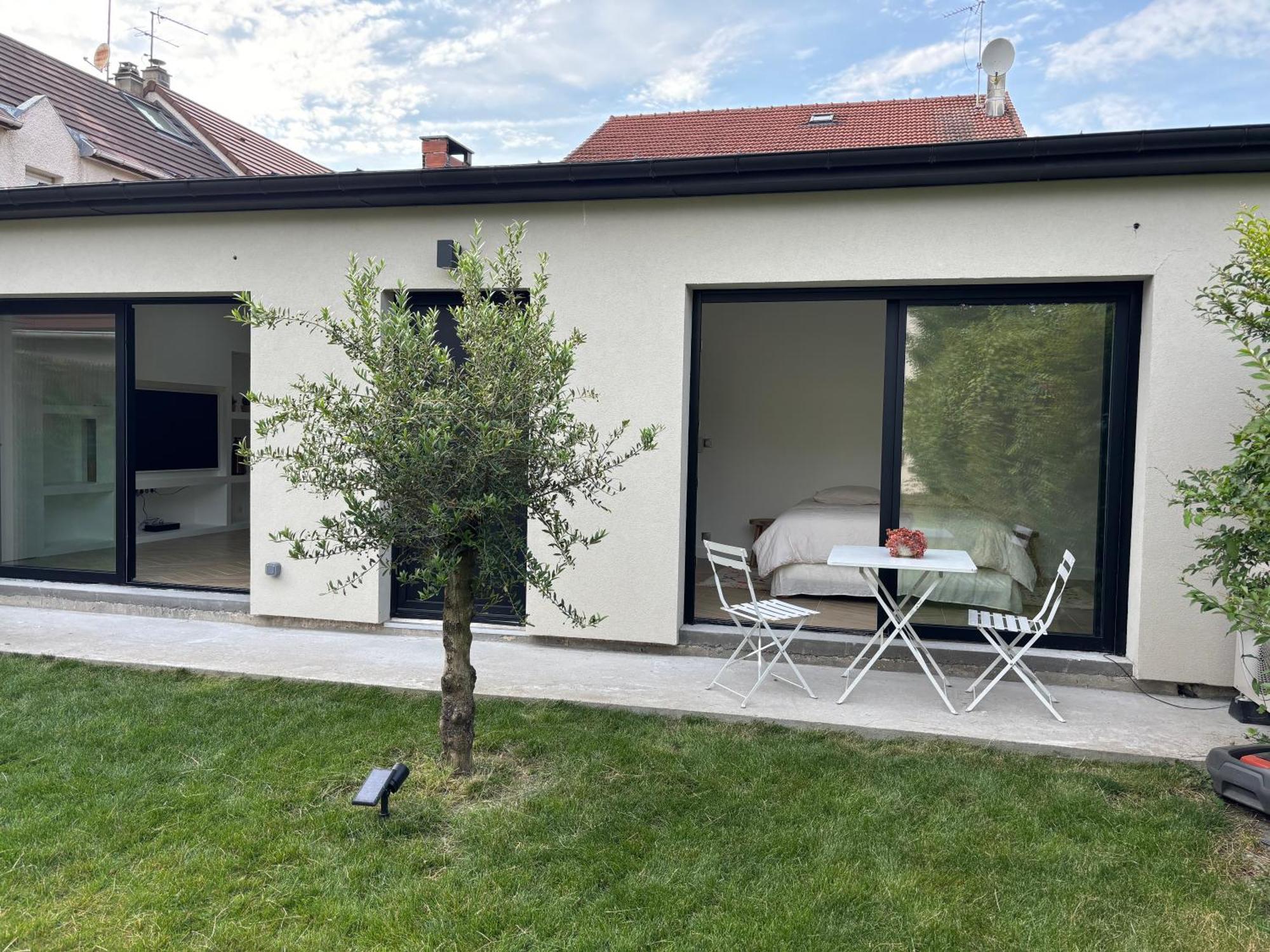 Apartment Charmante Maison 2 Pieces Proche Centre-ville